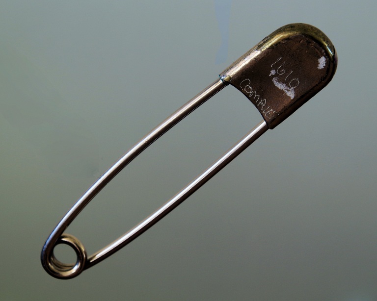 safety pin 1920